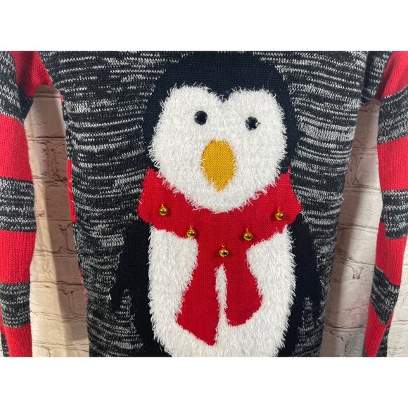 Derek Heart Sweater Sz S Fuzzy Penquin Holiday Jingle Bells Cozycore - Picture 3 of 7
